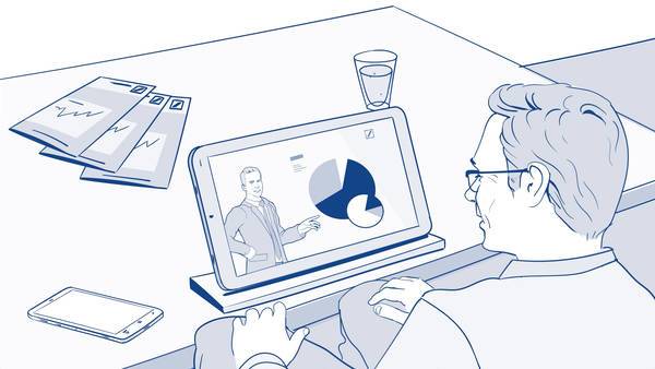 Illustration in Blautönen: Mann betrachtet Präsentation mit Kreisdiagramm auf einem Tablet. Auf dem Tisch vor ihm liegen Flyer mit dem Logo der Deutschen Bank.