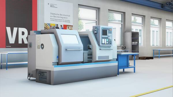 3D-Modell einer CNC-Drehmaschine in heller Werkhalle mit VR-Plakat im Hintergrund.